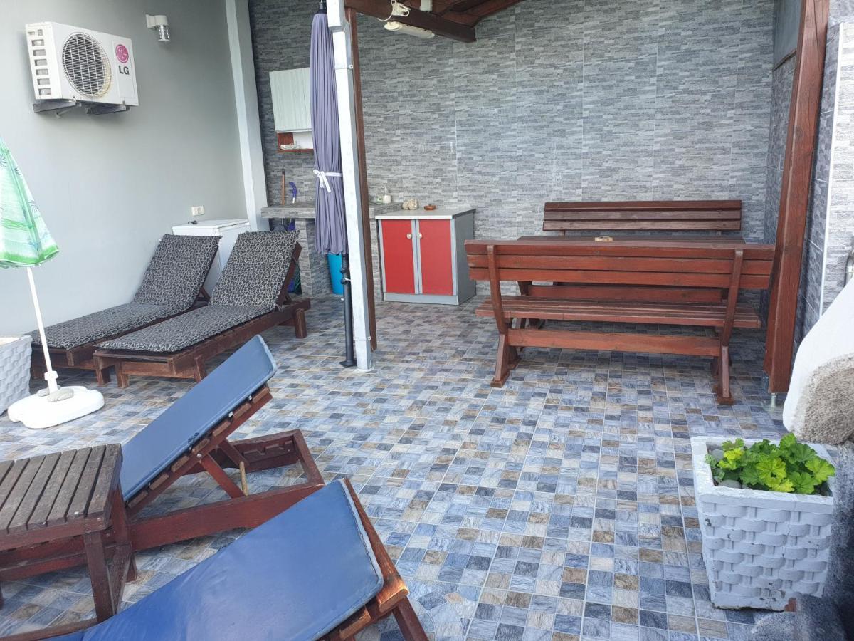 Holiday House Kruce Ulcinj Bagian luar foto