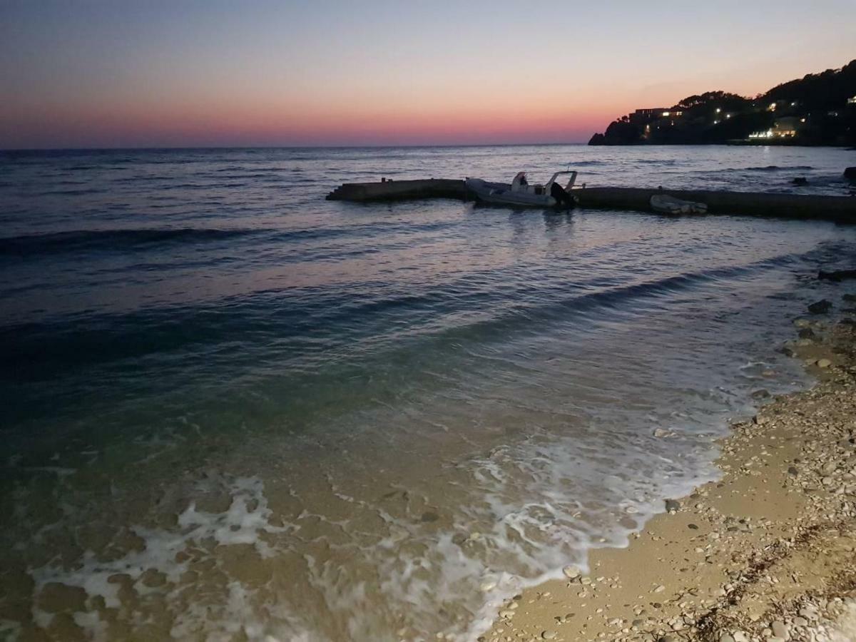 Holiday House Kruce Ulcinj Bagian luar foto